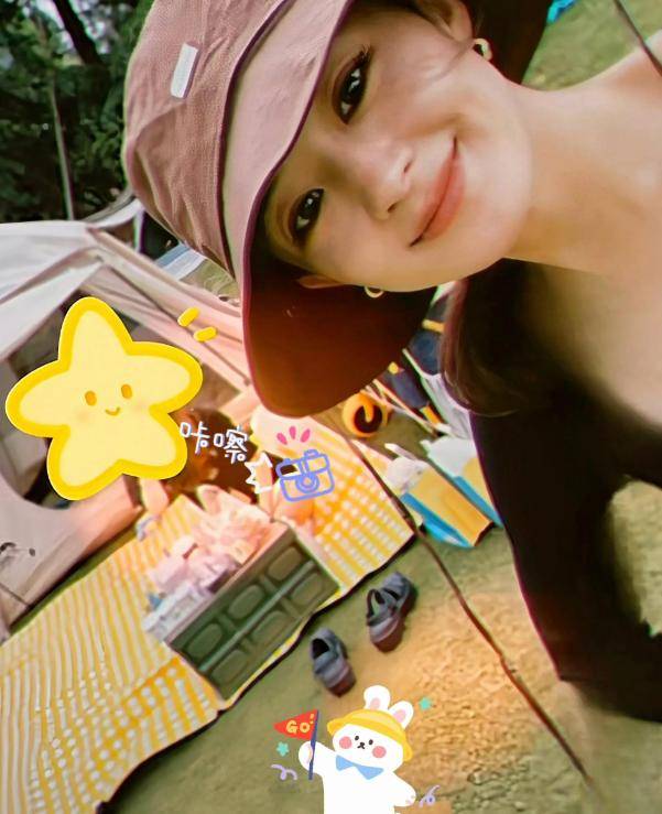 想想坐行李箱不要太萌母子俩露营超惬意澳门新葡京网站赵丽颖带娃游上海5岁(图12)